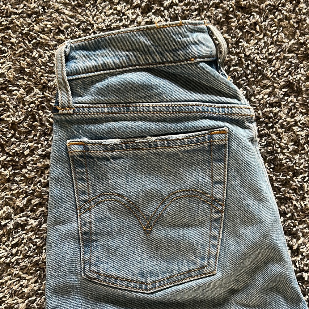 Levi’s Wedgie Jeans